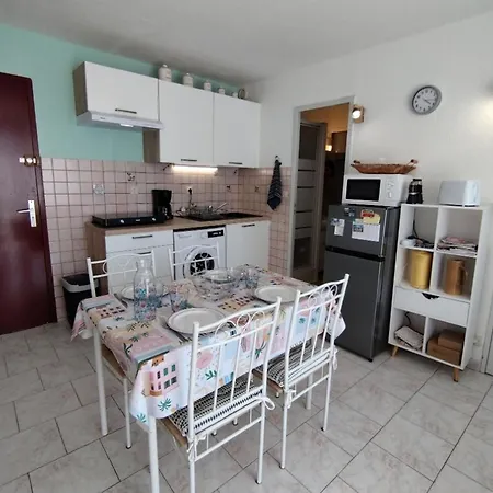 T2 - Parking - Wifi - Proche - Calme - 2 Pers - Narbonne-plage - Fr-1-795-15 * 纳博讷