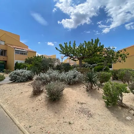 T2 - Parking - Wifi - Proche - Calme - 2 Pers - Narbonne-plage - Fr-1-795-15 Apartmán *